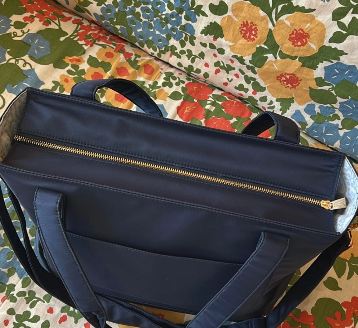 Trvl X Biscuit Shelby Blue Travel Tote